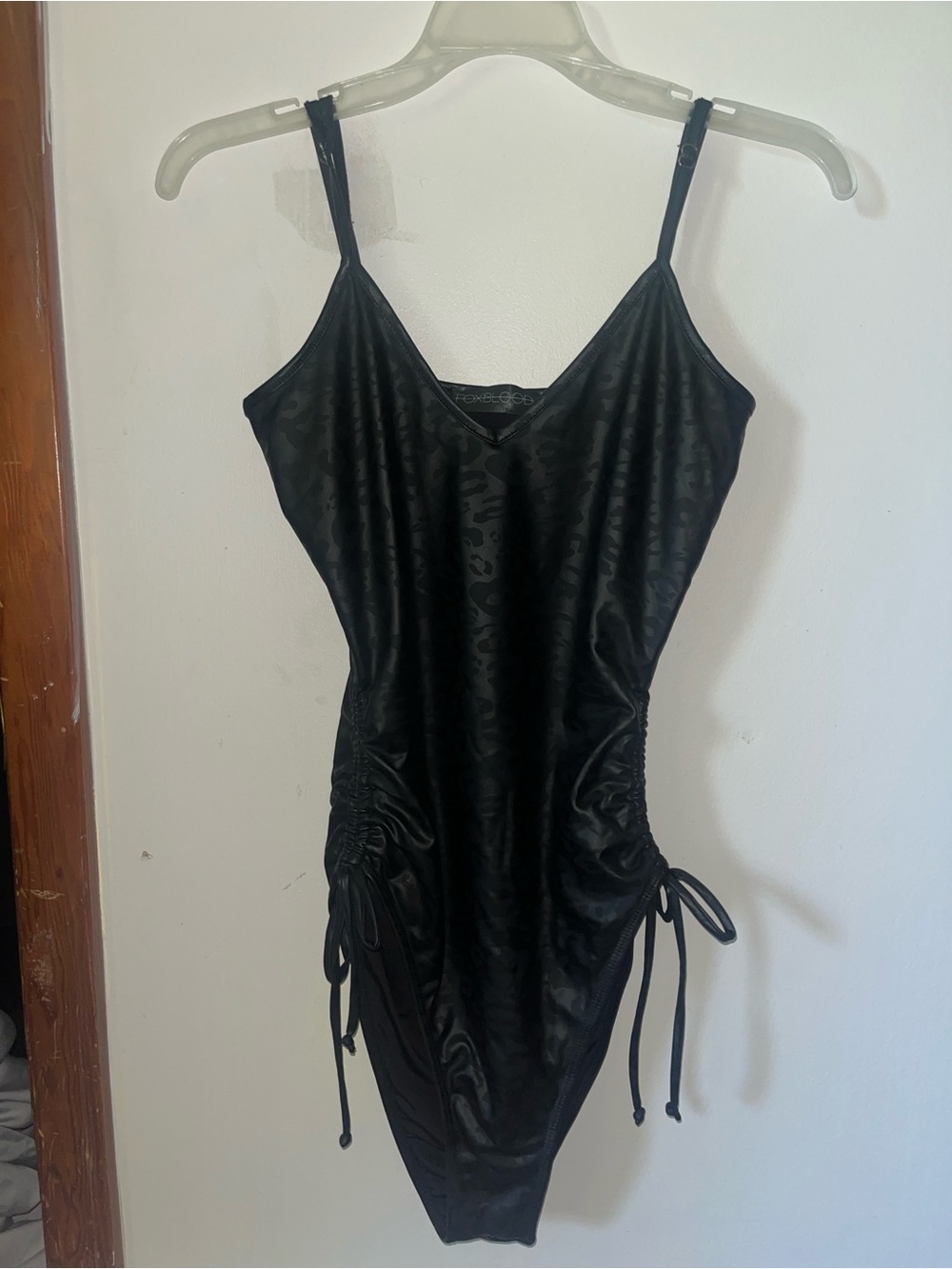 Foxblood Medium Black Leopard Print One Piece Swimsuit With Adjustable Sides